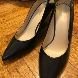 LAST CHANCE! Nine West Sz 11 black wedge heels